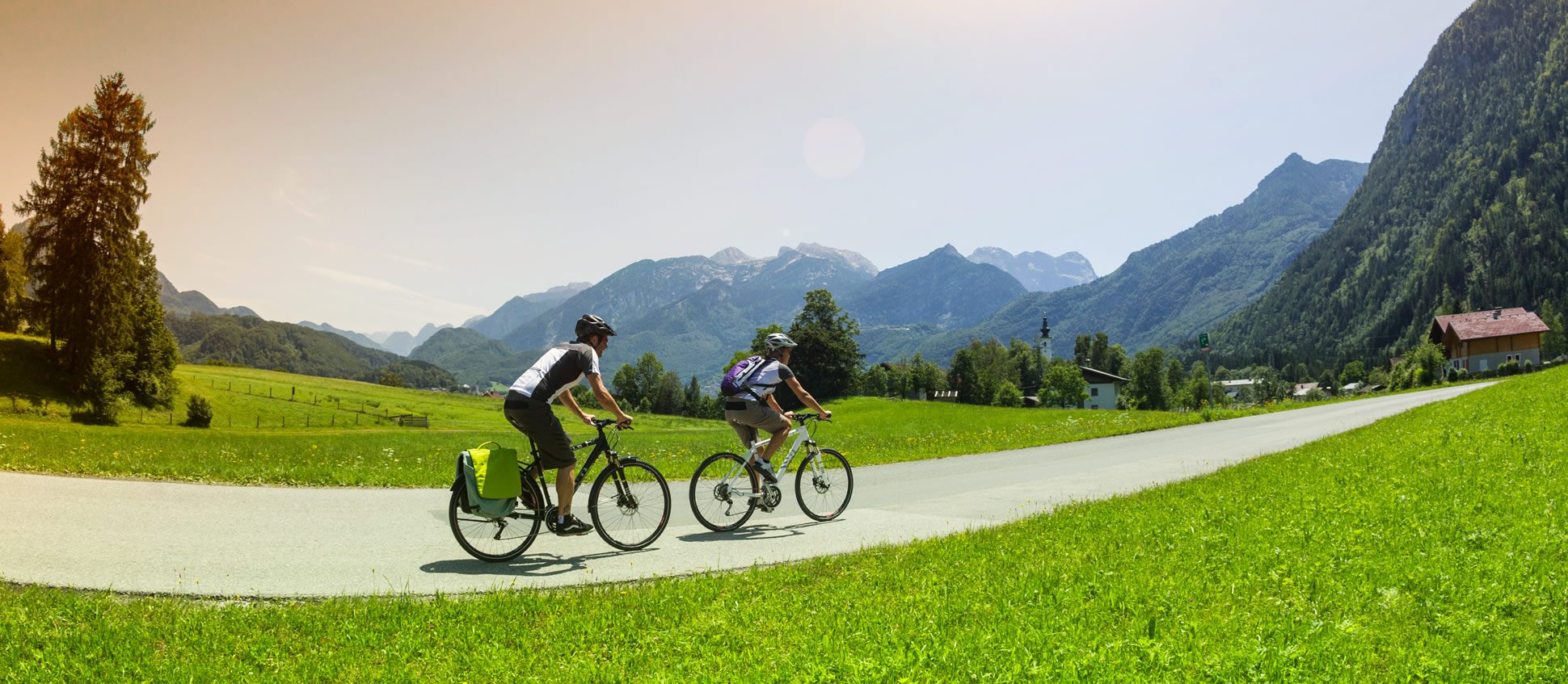 Mit dem Mountainbike oder E-Bike die Region um Golling entdecken (© TVB Golling)